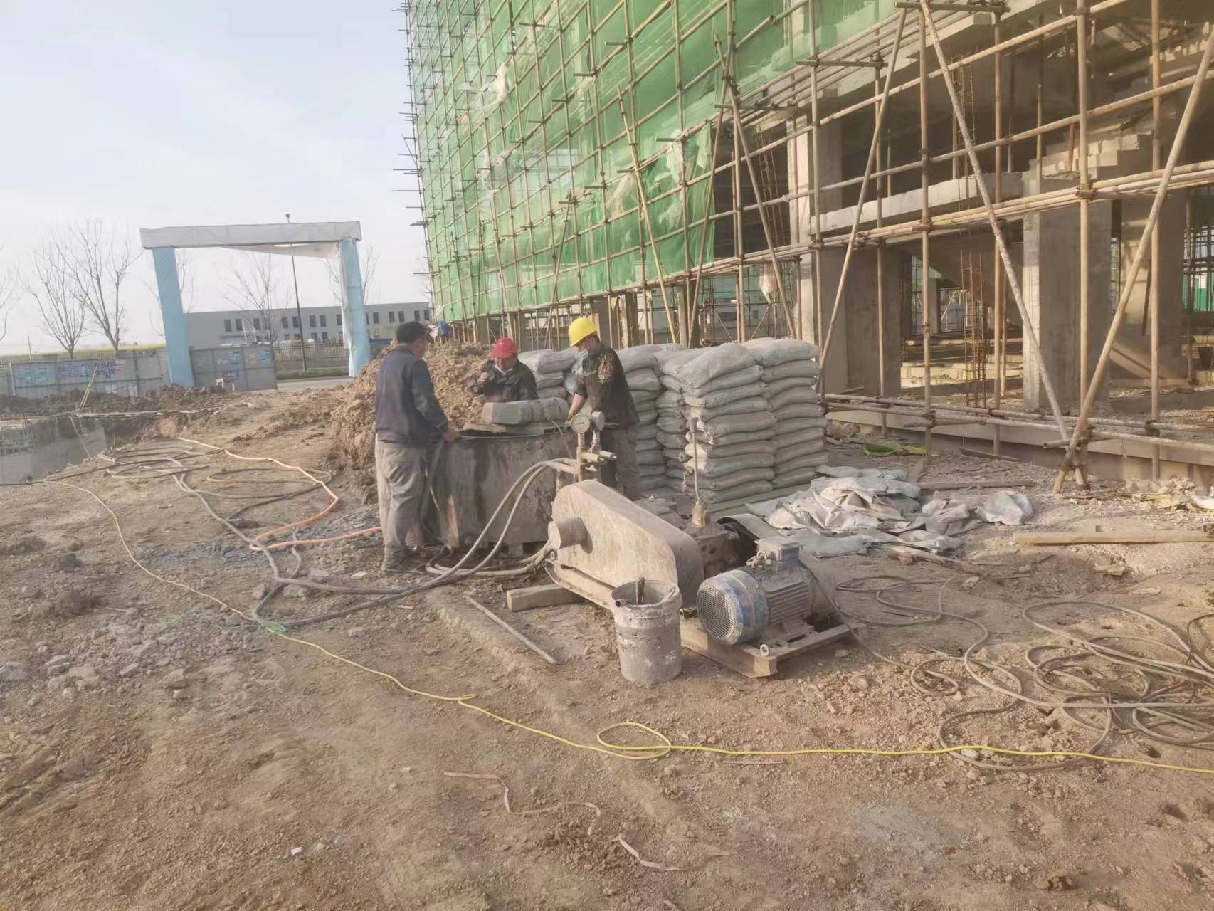 鹤城别墅下沉注浆